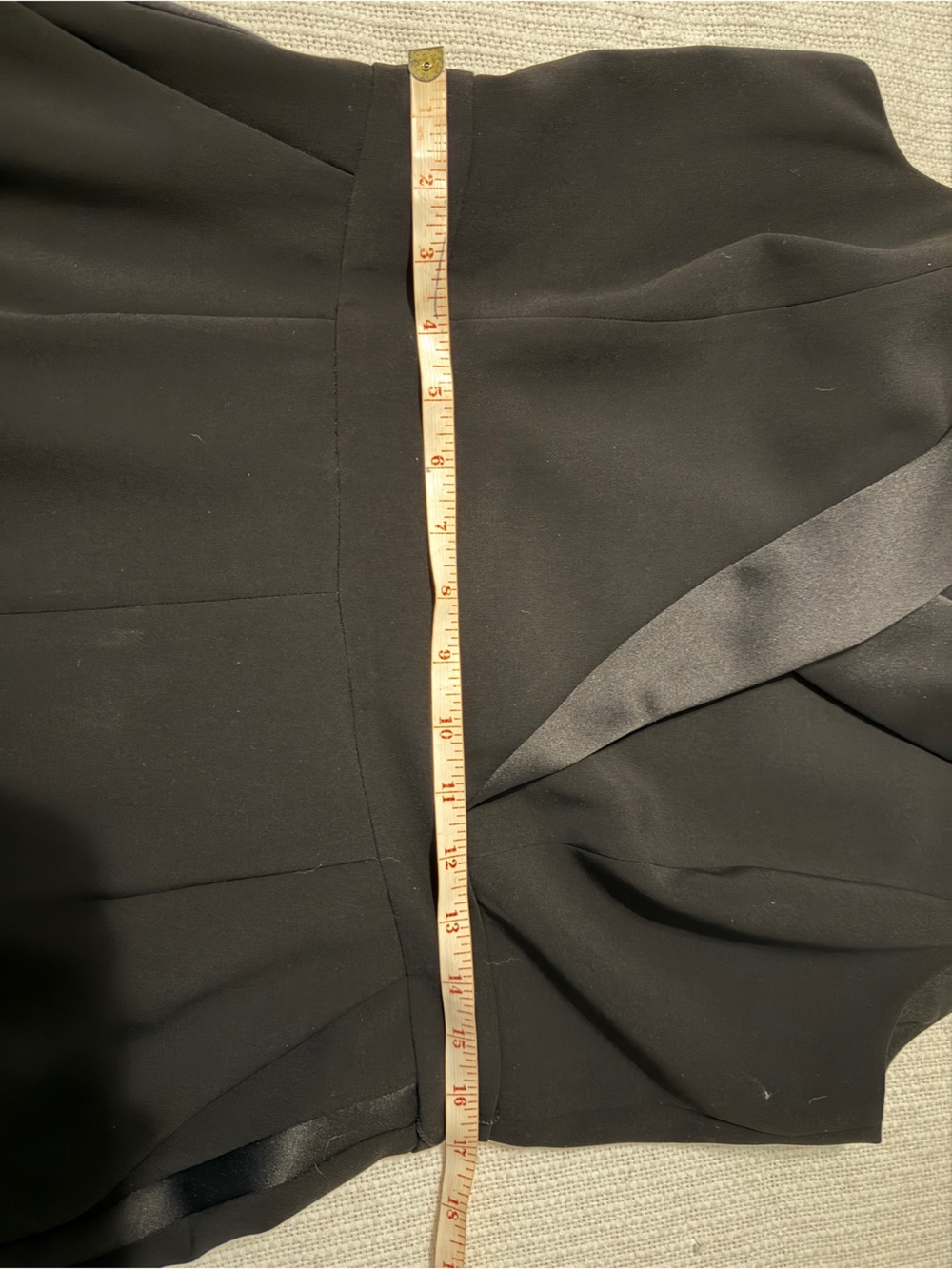Talbot’s Stretch Crepe Tuxedo Jumpsuit
Size 8 - Picture 11 of 11